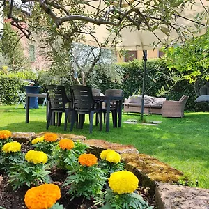 Appartamento Private Garden Giardino Privato A - House Amorino Bardolino